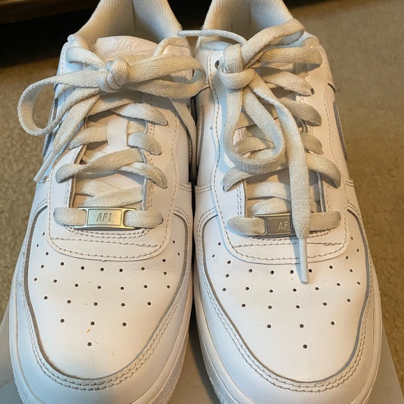 Nike Air Force 1’s Shoes - Picture 2 of 6
